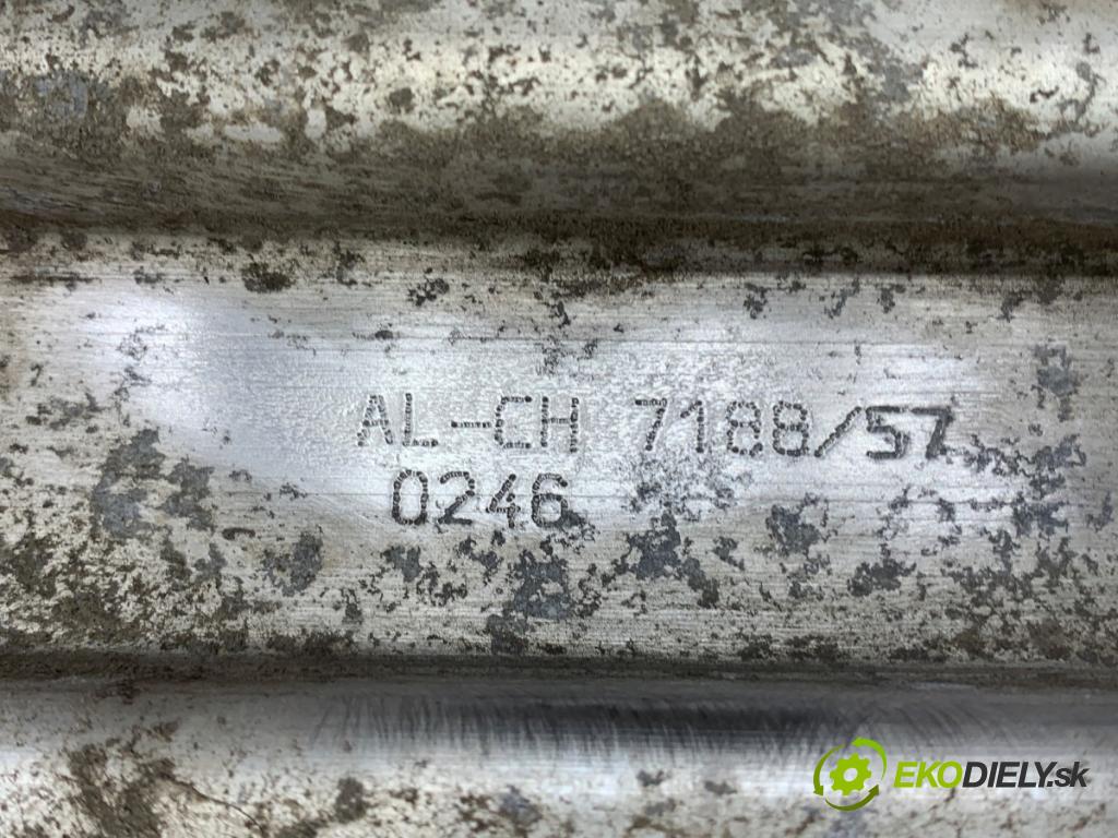 AUDI A4 B6 Kombi 2003 96 kW 2.0 1984 Hák ťažné zariadenie 8E0807309D (Ťažné zariadenie)