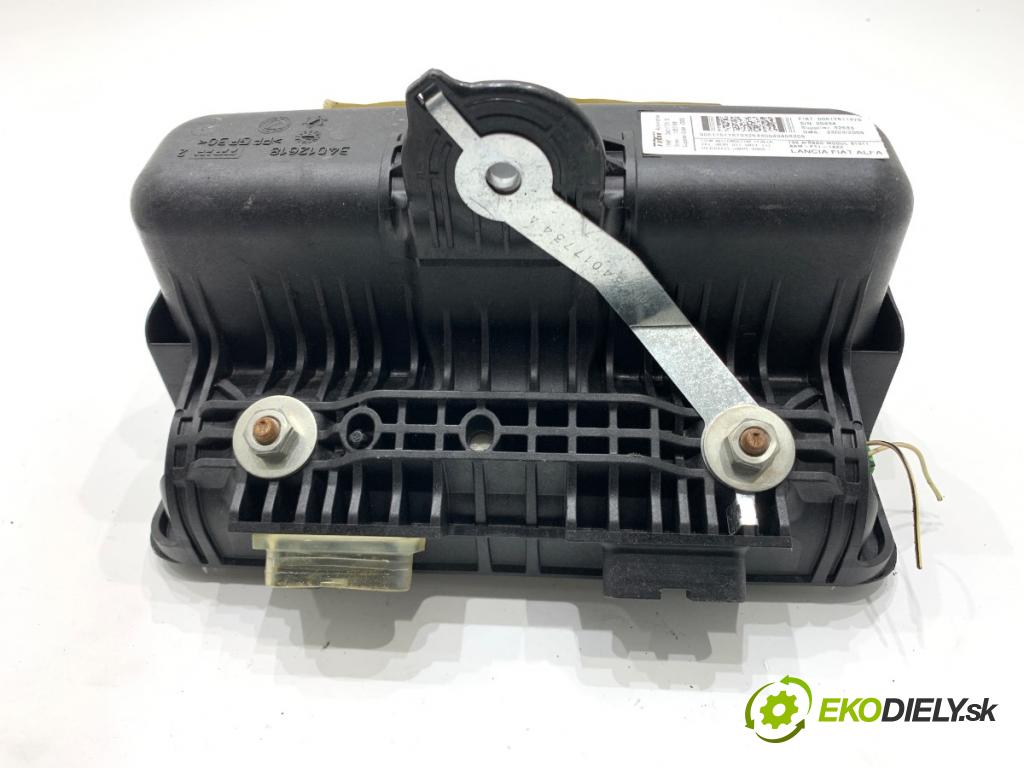 FIAT BRAVO II liftback 2009 88 kW 1.6 D Multijet (198AXL1B) 1598 AirBag spolujazdca 00517511870 (Airbag)