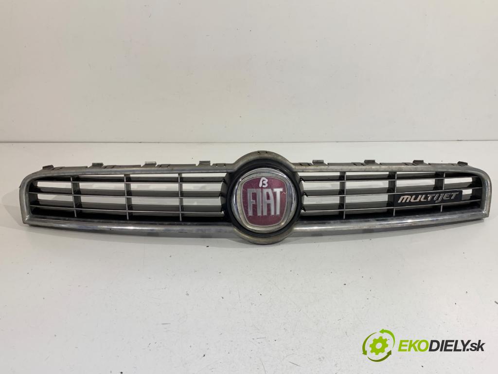 FIAT BRAVO II liftback 2009 88 kW 1.6 D Multijet (198AXL1B) 1598 mřížka maska 735414652 (Přední mřížka (maska chladiče))