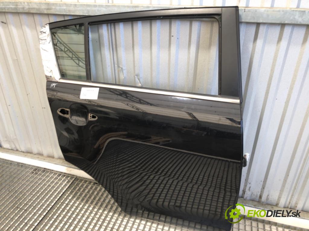 KIA SPORTAGE III SUV 2013 85 kW 1.7 CRDi 1685 dveře pravý zadní část