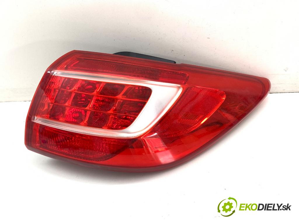 KIA SPORTAGE III SUV 2013 85 kW 1.7 CRDi 1685 světlo pravý zadní část 