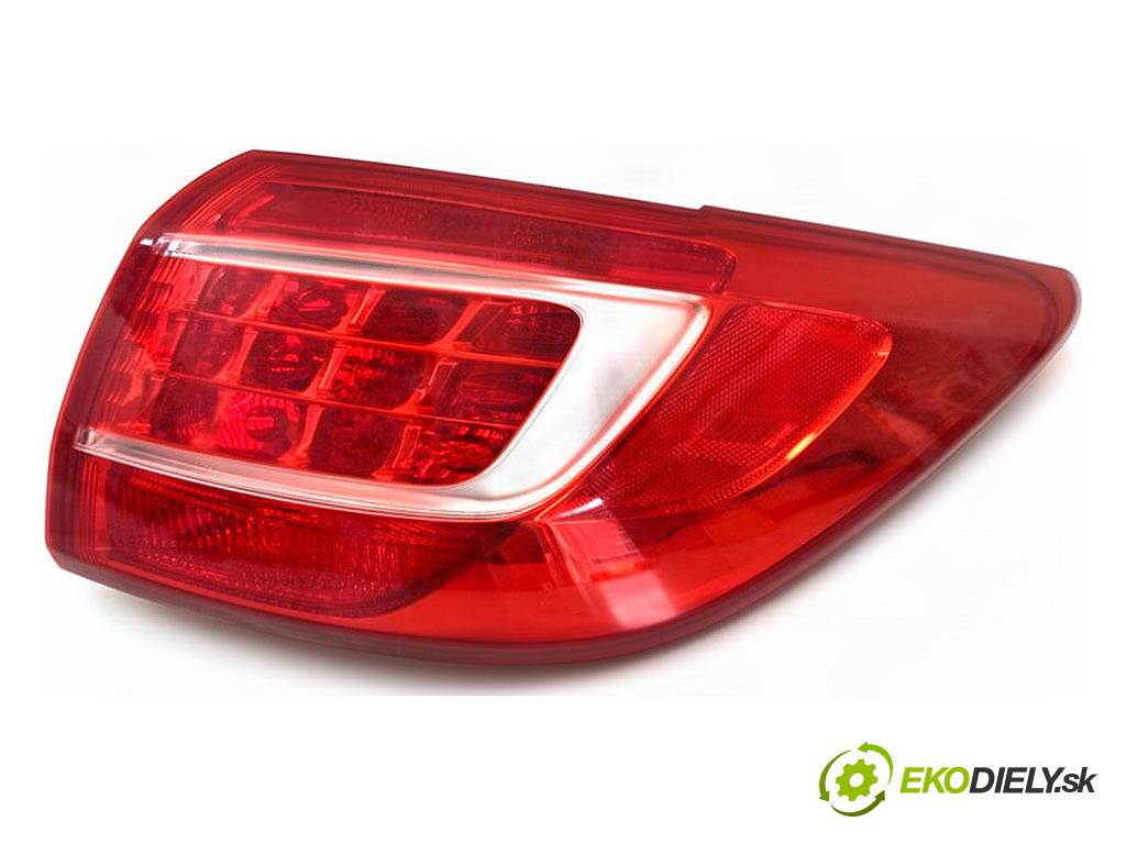 KIA SPORTAGE III SUV 2013 85 kW 1.7 CRDi 1685 světlo pravý zadní část