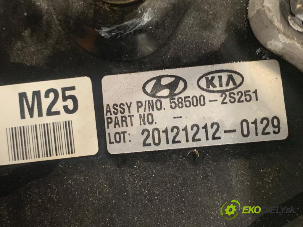 KIA SPORTAGE III SUV 2013 85 kW 1.7 CRDi 1685 Posilovač bŕzd 58500-2S251