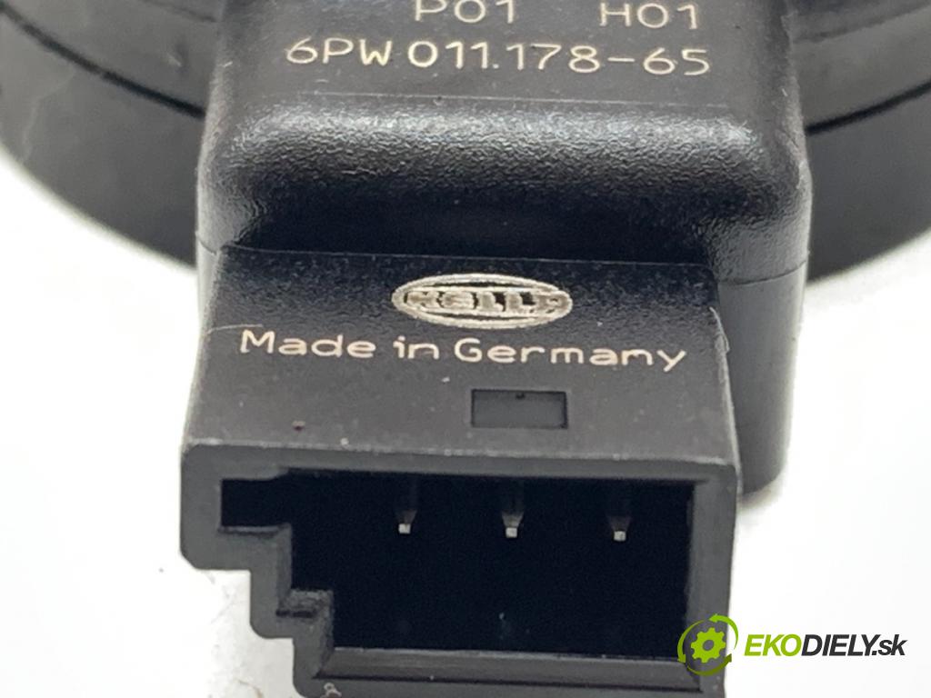OPEL INSIGNIA B Kombi 2018 121 kW 1.5 (35) 1490 Snímač dažďa 39118700 (Snímač dažďa)