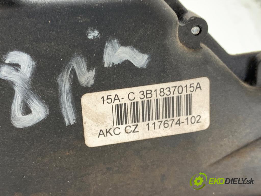 SEAT TOLEDO II sedan 1999 110 kW 2.3 V5 2324 zámok dveře levý přední část 3B1837015A