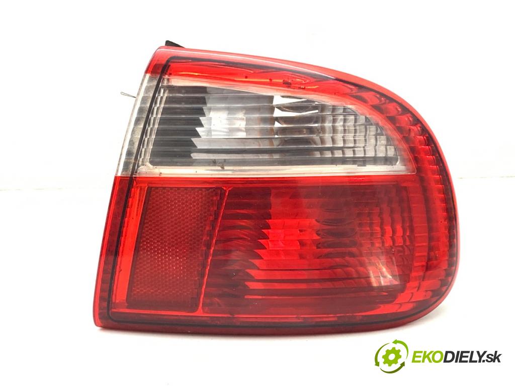 SEAT TOLEDO II sedan 1999 110 kW 2.3 V5 2324 světlo pravý zadní část 1M5945096B