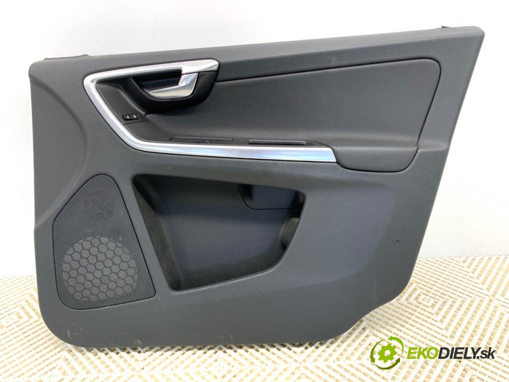 VOLVO XC60 I SUV 2009 136 kW D5 AWD 2400 ča dveře pravý přední část 