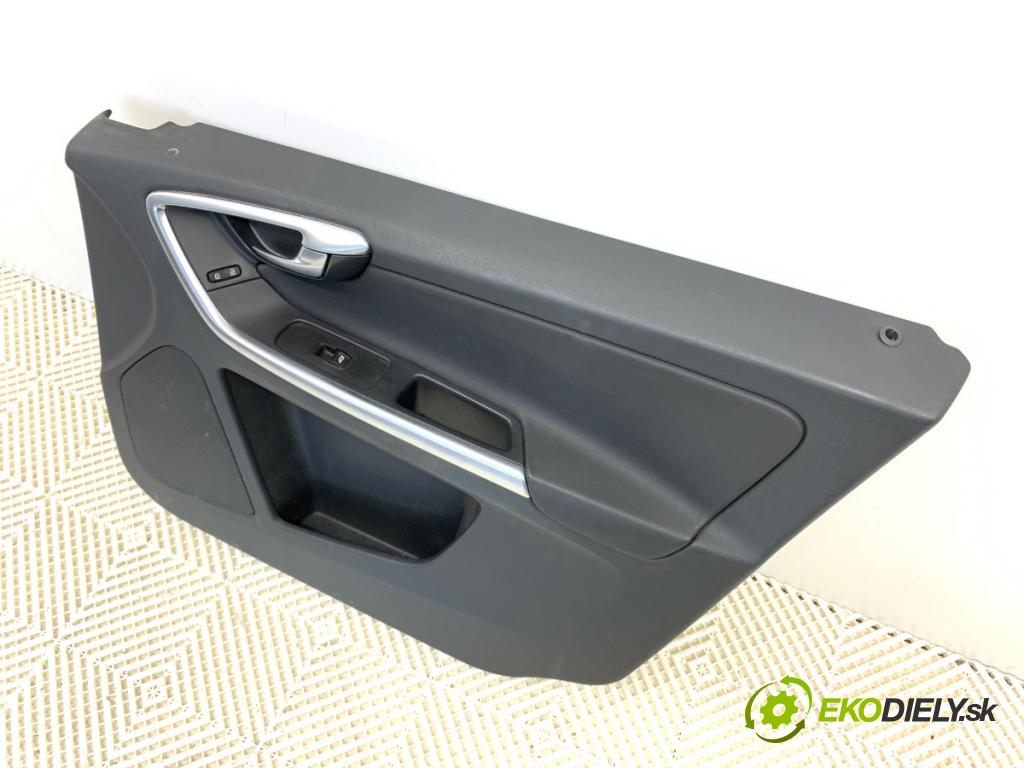 VOLVO XC60 I SUV 2009 136 kW D5 AWD 2400 ča dveře pravý přední část