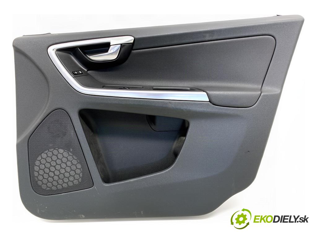VOLVO XC60 I SUV 2009 136 kW D5 AWD 2400 čalúnenie Dvere pravy predný