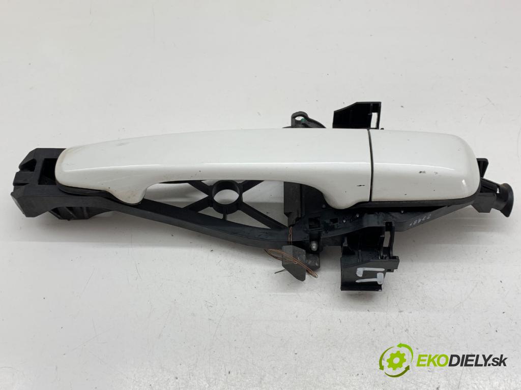 VOLVO XC60 I SUV 2009 136 kW D5 AWD 2400 klika vnejší levý zadní část 