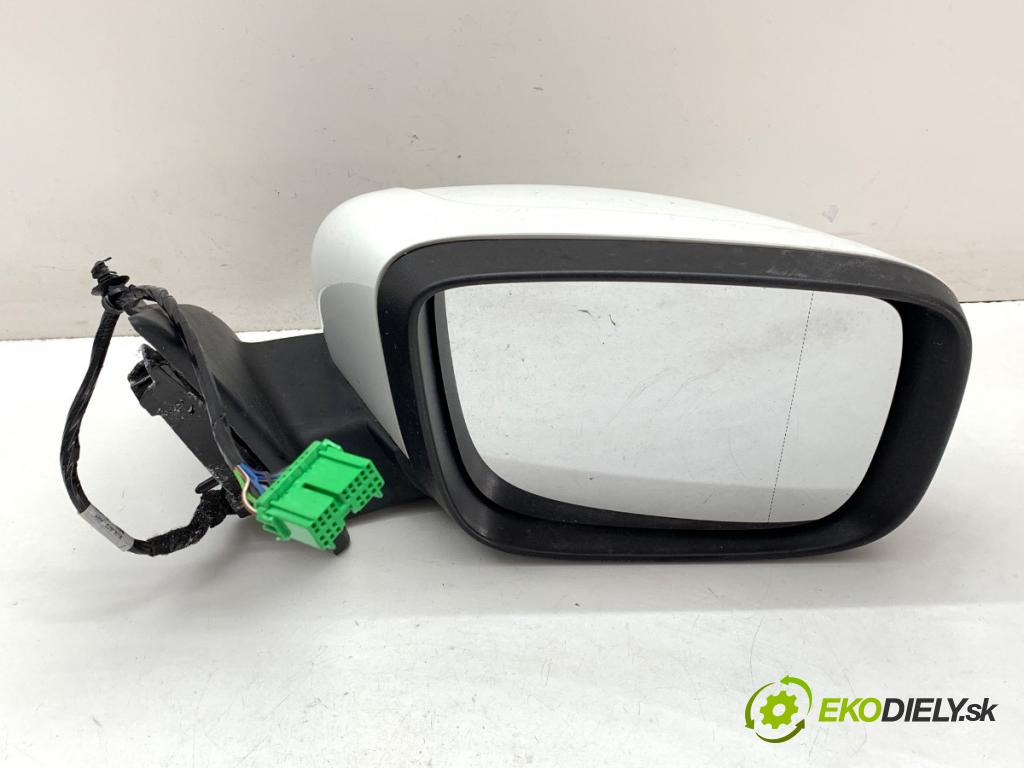 VOLVO XC60 I SUV 2009 136 kW D5 AWD 2400 Spätné zrkadlo pravy 614-46