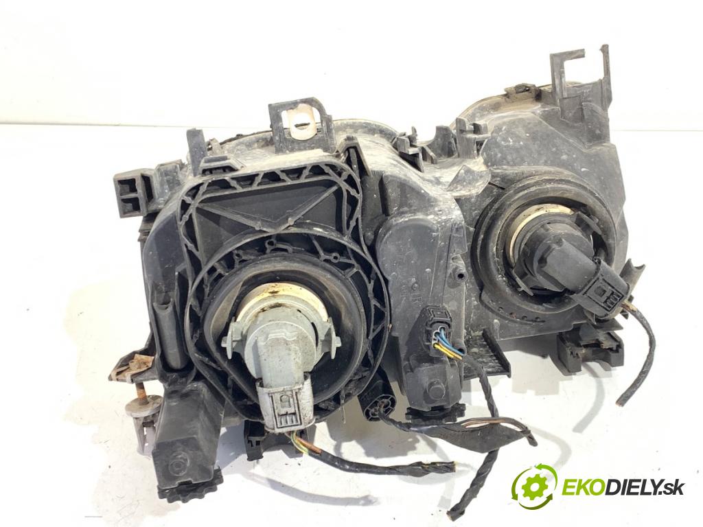 BMW E46 liftback 2003 85 kW 316 ti 1596 světlomet pravý přední část 0301187202