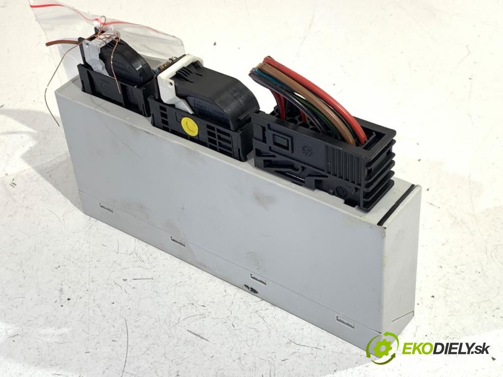 BMW E46 liftback 2003 85 kW 316 ti 1596 modul komfortu 6923959 (Komfortní modul)