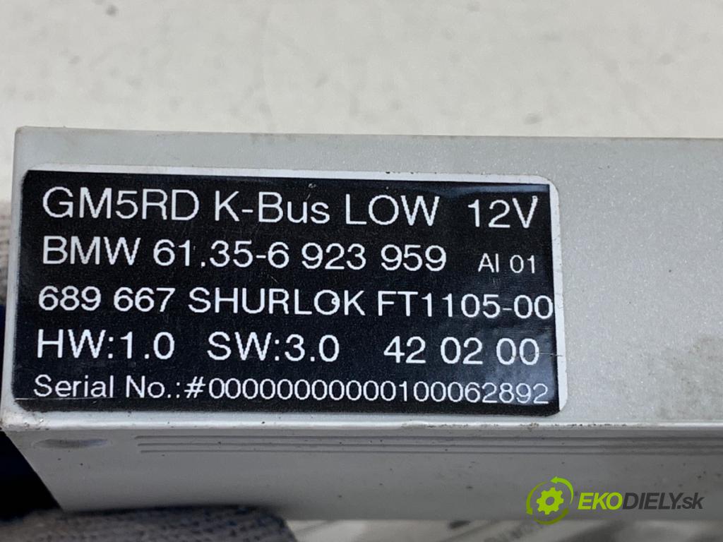 BMW E46 liftback 2003 85 kW 316 ti 1596 modul komfortu 6923959 (Komfortní modul)