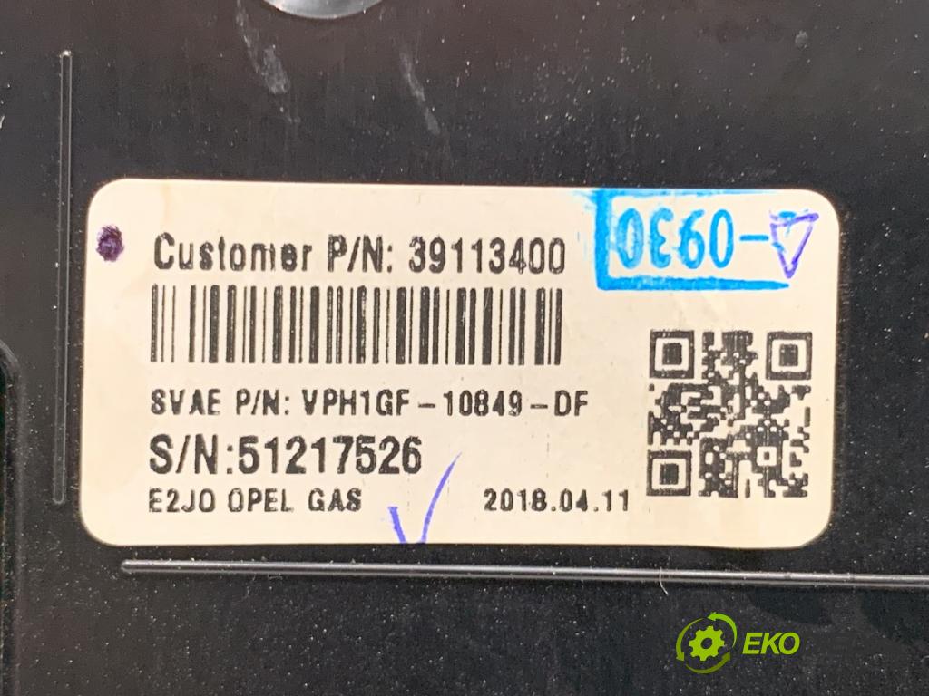 OPEL INSIGNIA B Kombi 2018 121 kW 1.5 (35) 1490 Prístrojovka 39113400 (Prístrojová doska)