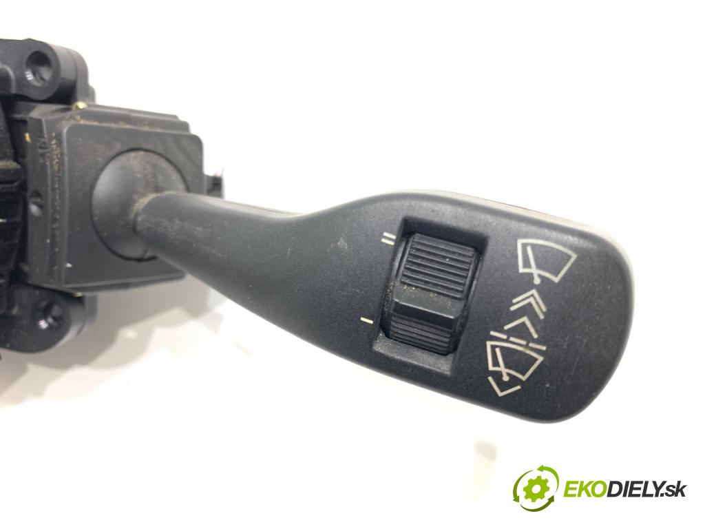 BMW E46 liftback 2003 85 kW 316 ti 1796 kroužek slimák airbag 8377488 (Airbag)