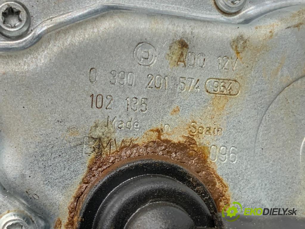 BMW E46 liftback 2003 85 kW 316 ti 1796 motor stěračů zadní část 0390201574