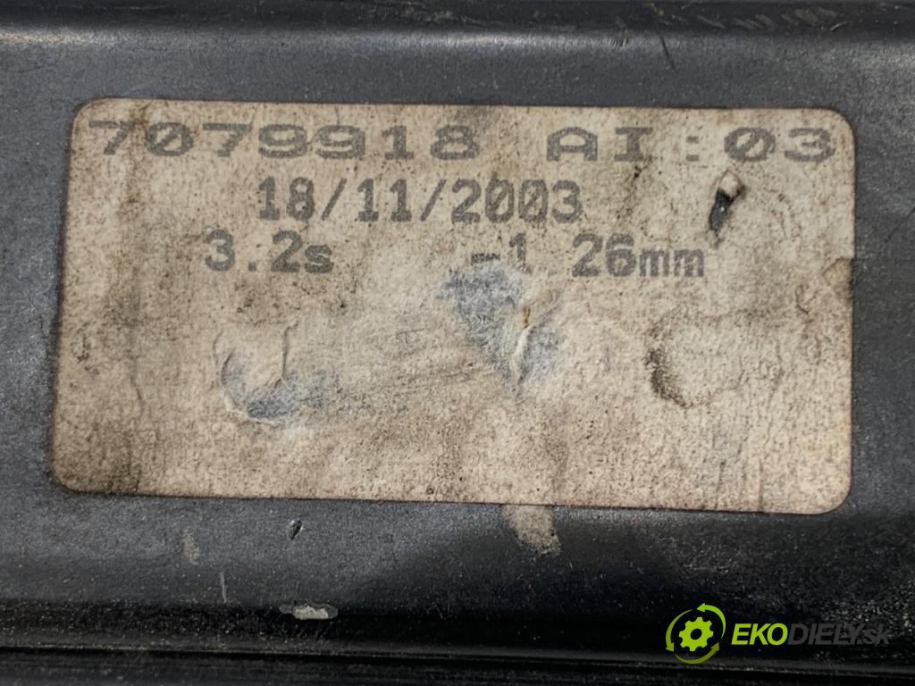 BMW E46 liftback 2003 85 kW 316 ti 1796 mechanismus okna pravý přední část