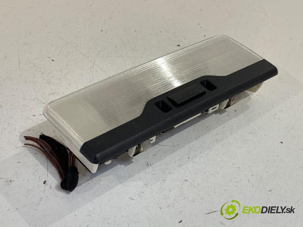BMW E46 liftback 2003 85 kW 316 ti 1796 Svetlo stropné 8364928