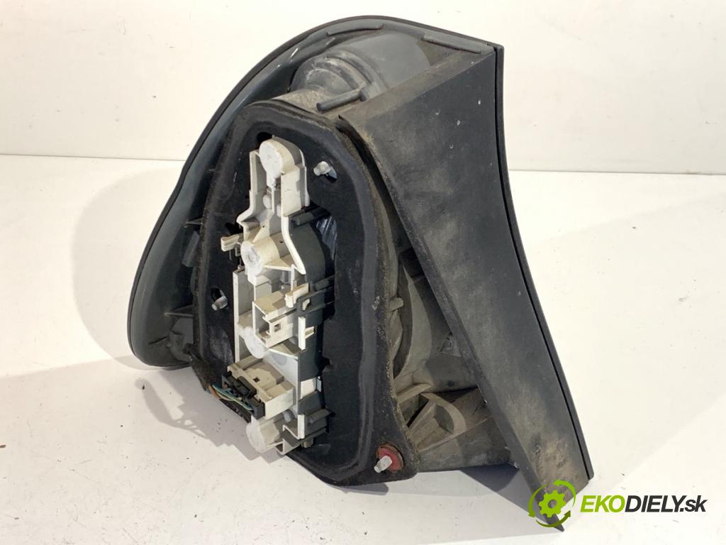 BMW E46 liftback 2003 85 kW 316 ti 1796 světlo pravý zadní část 6927764