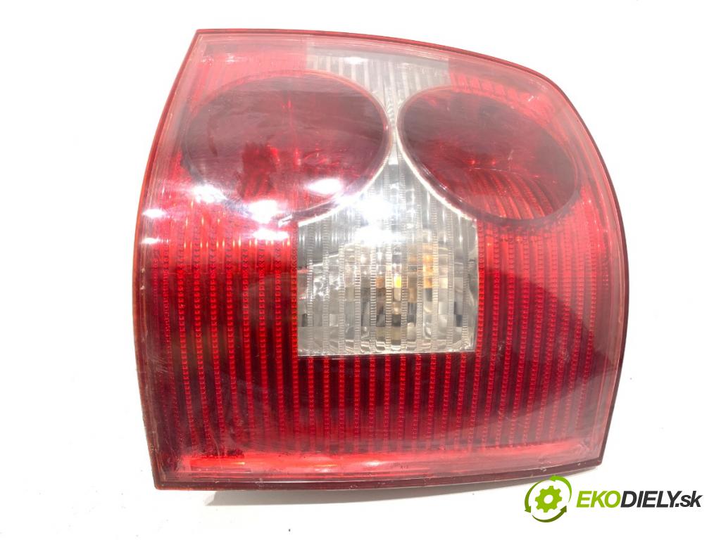 VW PASSAT B5 FL Kombi 2003 74 kW 1.9 TDI 1896 světlo pravý zadní část