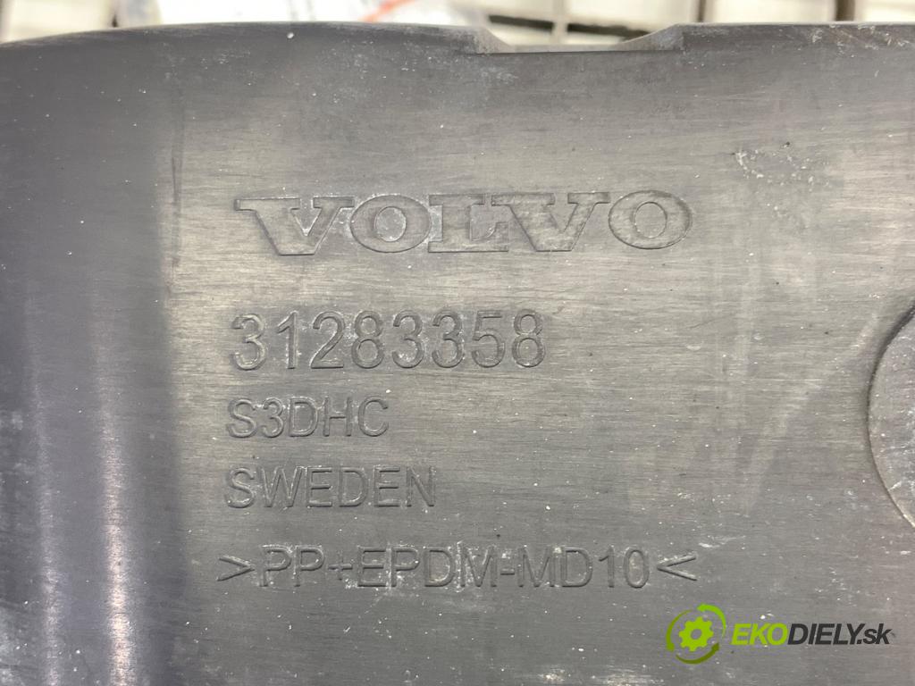 VOLVO XC60 I SUV 2009 136 kW D5 AWD 2400 Výstuha nárazníka predný 31283358 (Výstuha predná)