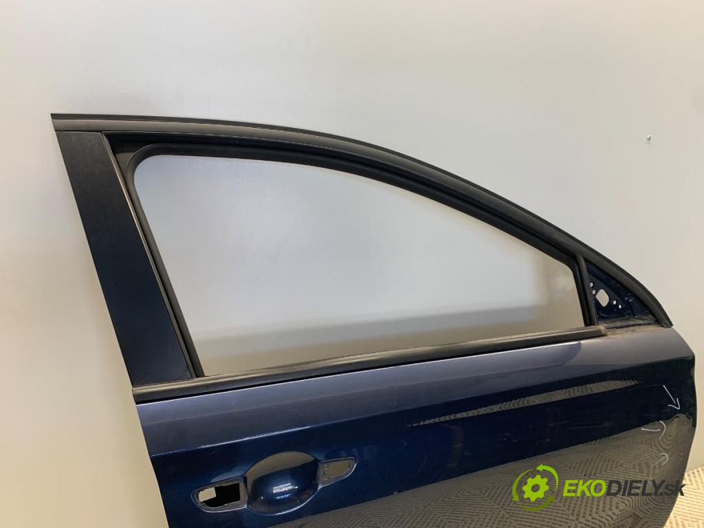 HYUNDAI i30 liftback 2018 88 kW 1.0 T-GDI 998 dveře pravý přední část