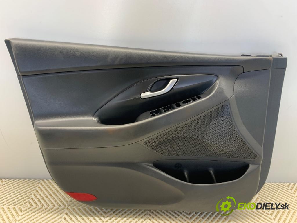 HYUNDAI i30 liftback 2018 88 kW 1.0 T-GDI 998 čalúnenie Dvere ľavy predný 