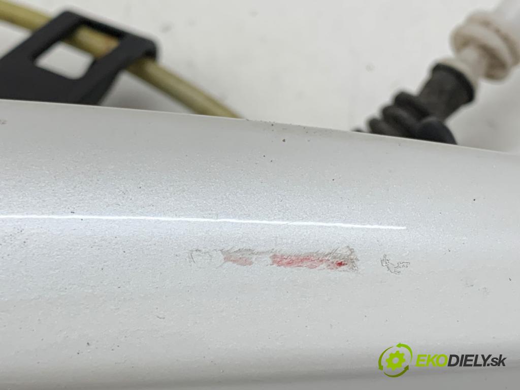 BMW E84 SUV 2014 105 kW sDrive 18 d 1995 klika vnejší pravý přední část