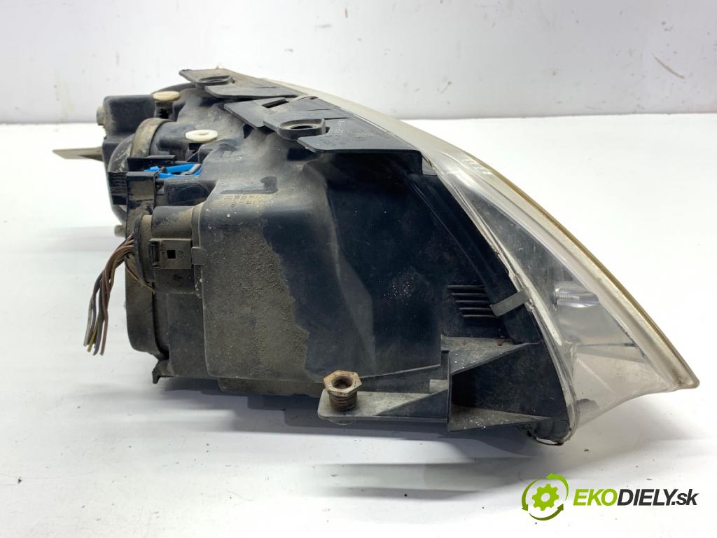 VW PASSAT B5 FL Kombi 2003 74 kW 1.9 TDI 1896 Svetlomet ľavy predný