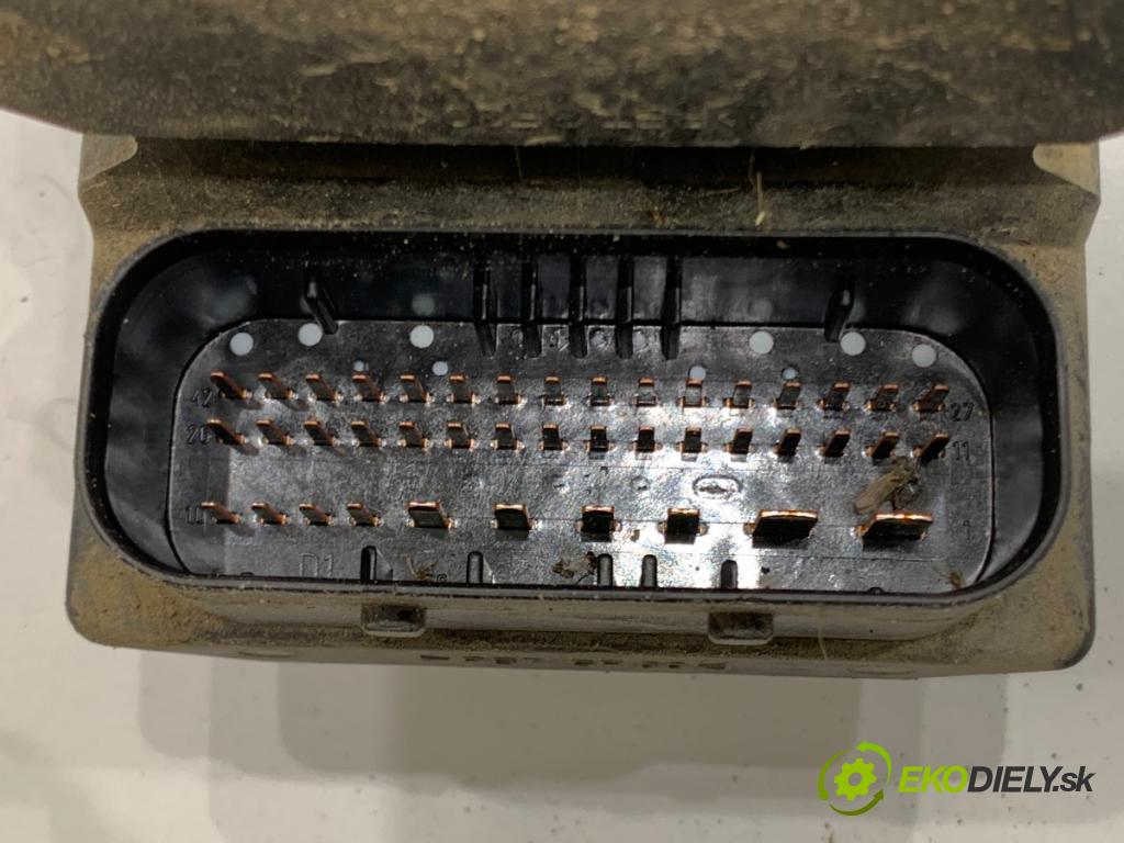 VW PASSAT B5 FL Kombi 2003 74 kW 1.9 TDI 1896 pumpa ABS 0265950055 (Pumpa ABS)