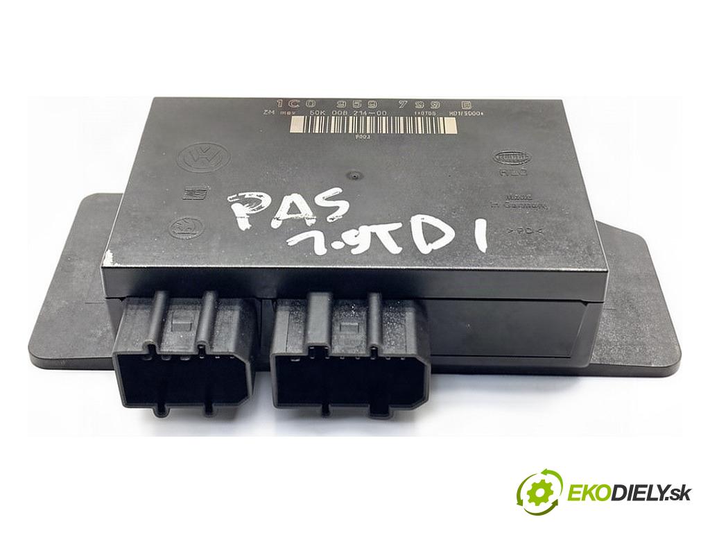 VW PASSAT B5 FL sedan 2003 96 kW 1.9 TDI 1896 modul komfortu 1C0959799B (Komfortní modul)