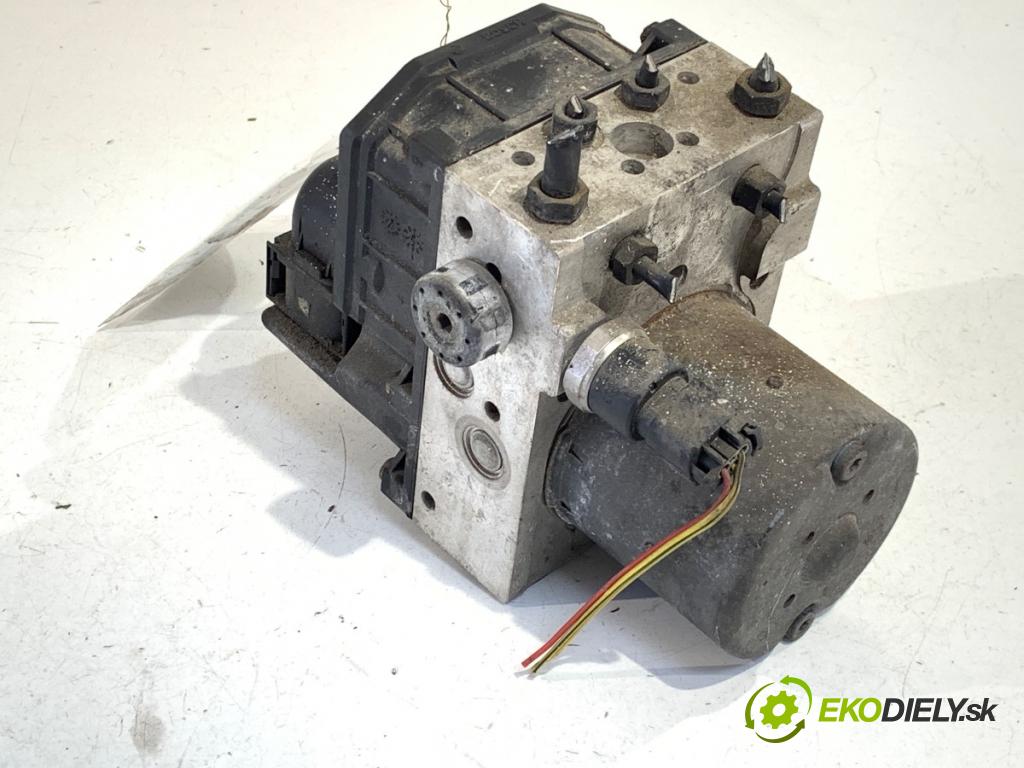 VW PASSAT B5 FL sedan 2003 96 kW 1.9 TDI 1896 Pumpa ABS 4B0614517G (Pumpa ABS)