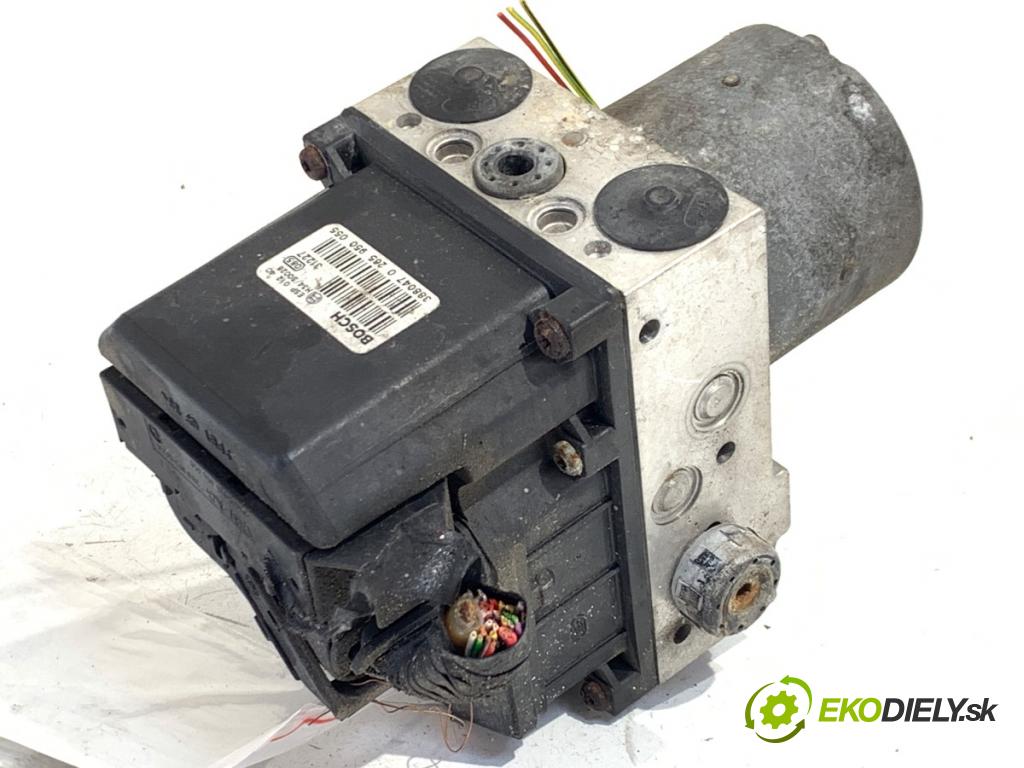 VW PASSAT B5 FL sedan 2003 96 kW 1.9 TDI 1896 Pumpa ABS 4B0614517G (Pumpa ABS)