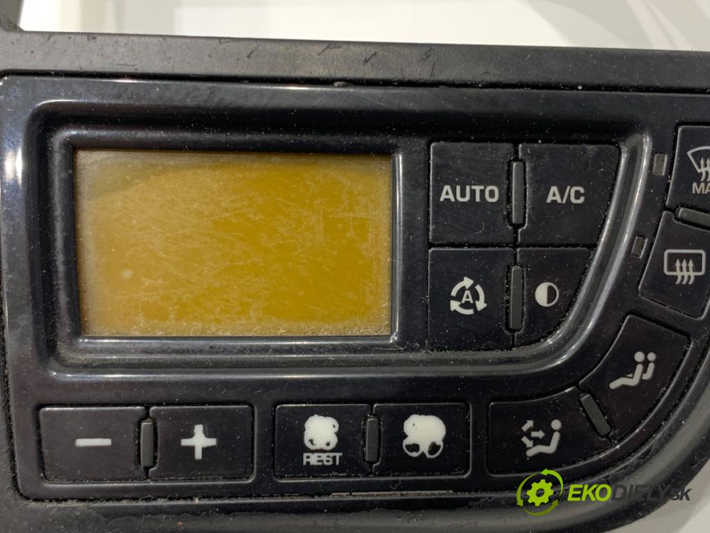 CITROEN C4 PICASSO I nadwozie wielkoprzestrzenne (MPV) 2008 80 kW 1.6 HDi 1560 Panel ovládania kúrenia 9659627577 (Prepínacie páčky pod volantom)