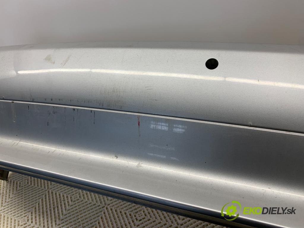 BMW E61 Kombi 2008 130 kW 520 d 1995 Nárazník zad 354/7 (Kľučka dverí ostatné)