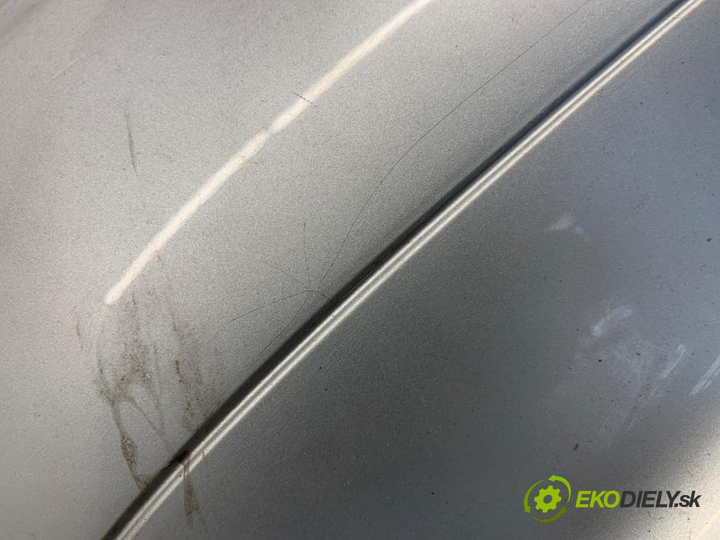 BMW E61 Kombi 2008 130 kW 520 d 1995 Nárazník zad 354/7 (Kľučka dverí ostatné)