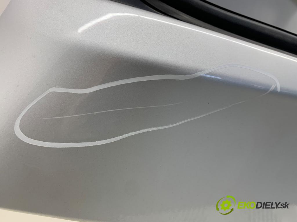 BMW E61 Kombi 2008 130 kW 520 d 1995 kapota zad