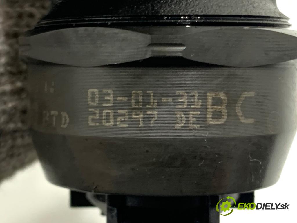 VW PASSAT B5 FL Kombi 2003 74 kW 1.9 TDI 1896 Vstrekovacie ventily 038130073AJ