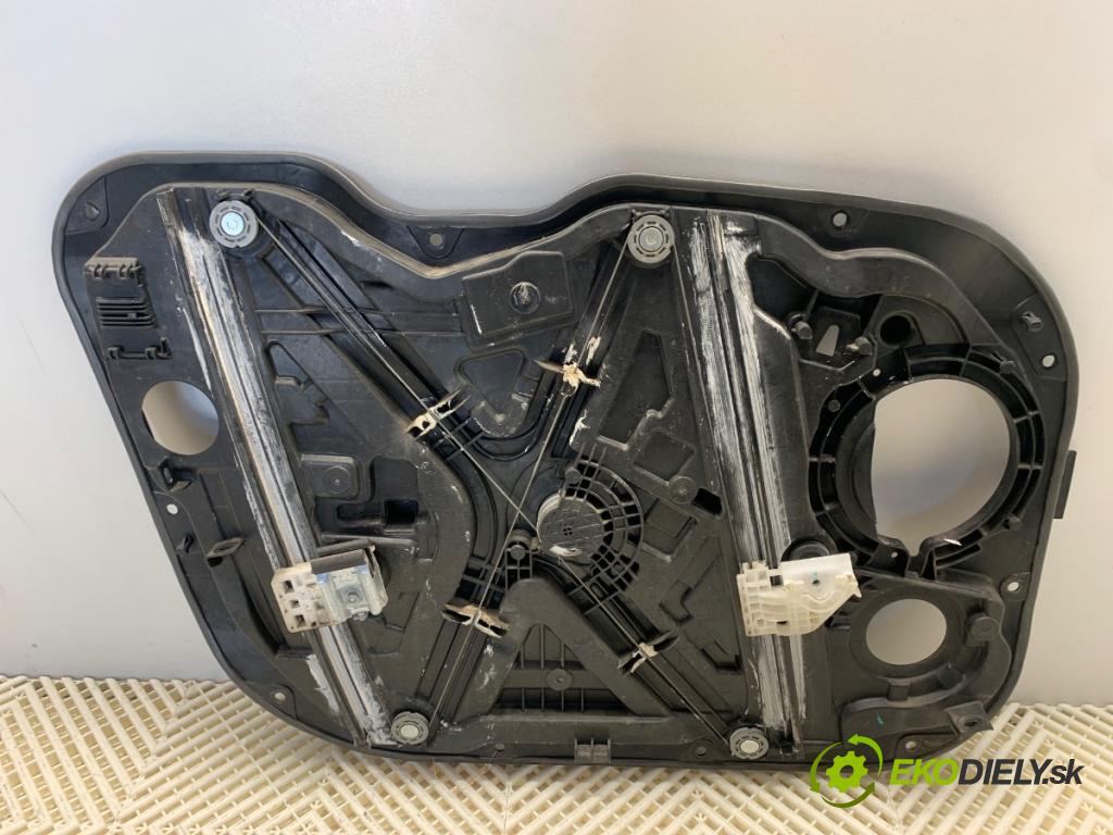 HYUNDAI i30 liftback 2018 88 kW 1.0 T-GDI 998 mechanismus okna pravý přední část 82480-G4180