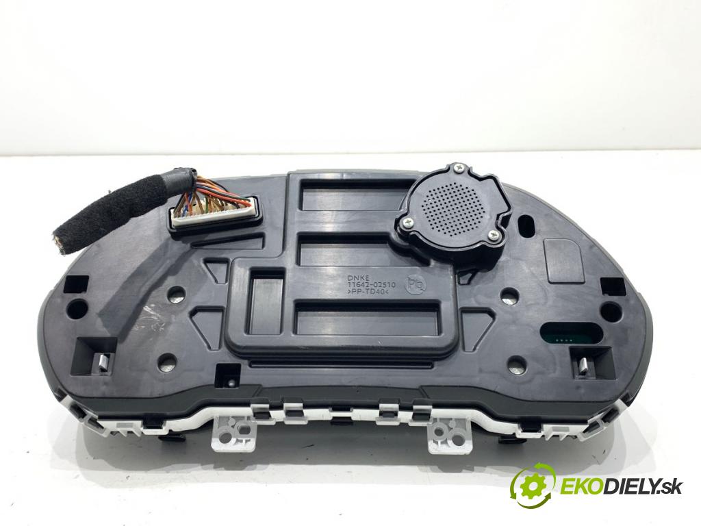 HYUNDAI i30 liftback 2018 88 kW 1.0 T-GDI 998 Prístrojovka 11642-02510 (Prístrojová doska)