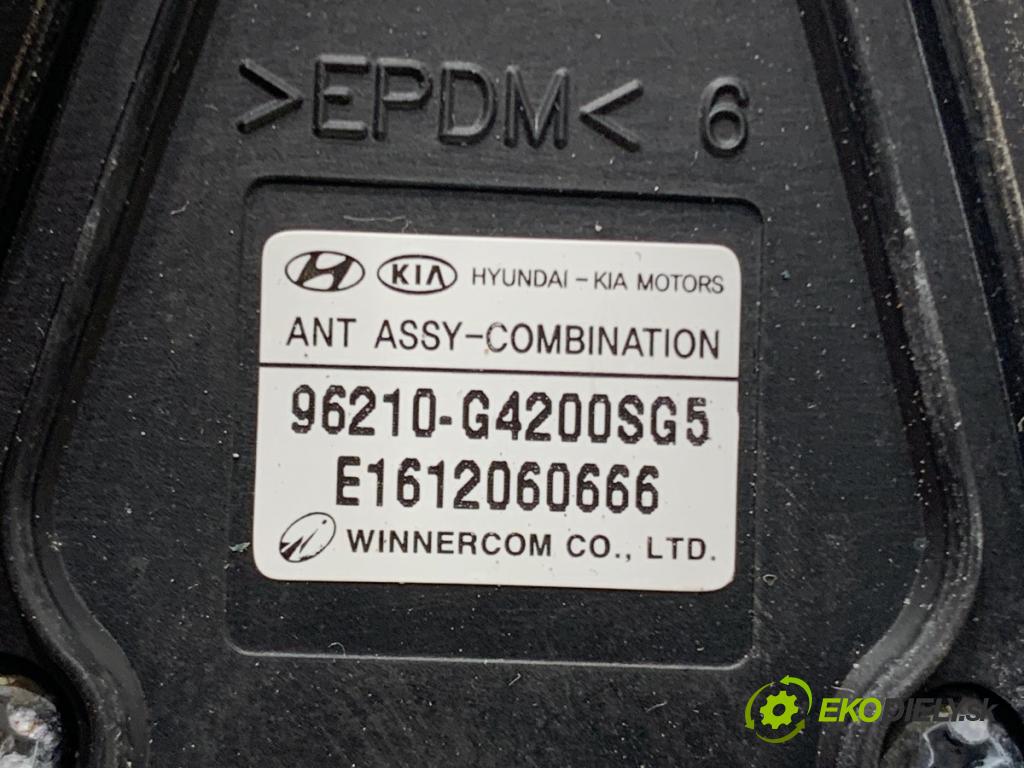 HYUNDAI i30 liftback 2018 88 kW 1.0 T-GDI 998 ANTENA 96210-G4200