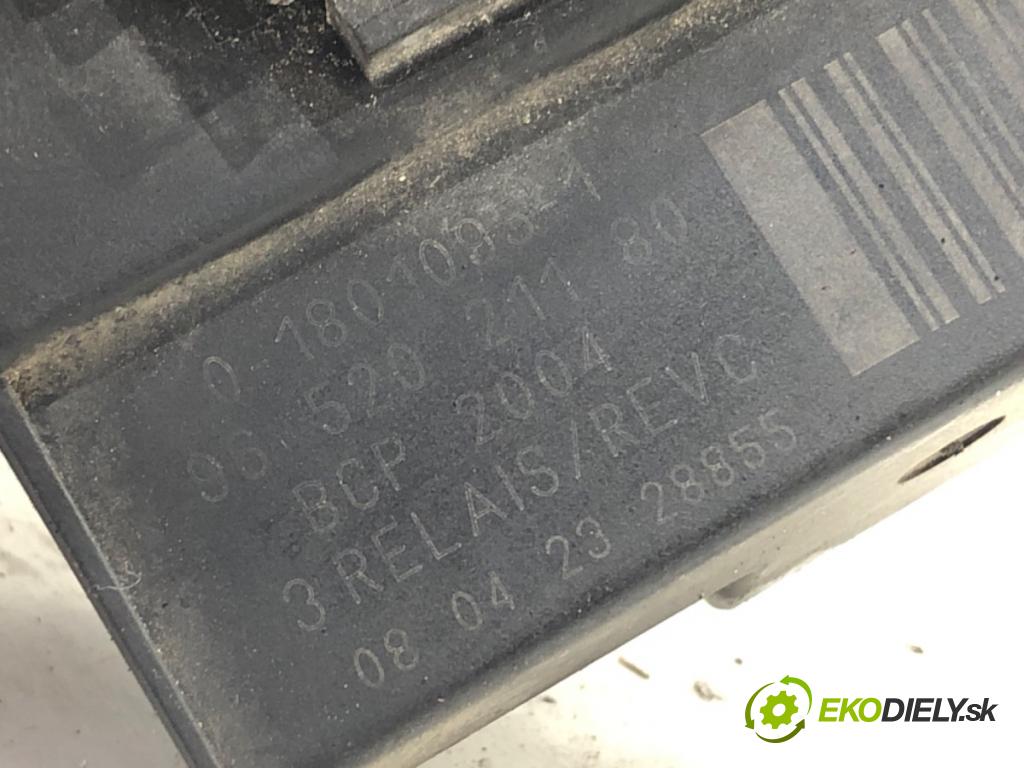 CITROEN C4 PICASSO I nadwozie wielkoprzestrzenne (MPV) 2008 80 kW 1.6 HDi 1560 relé sviečok žhavenia 9652021180 (Relé)