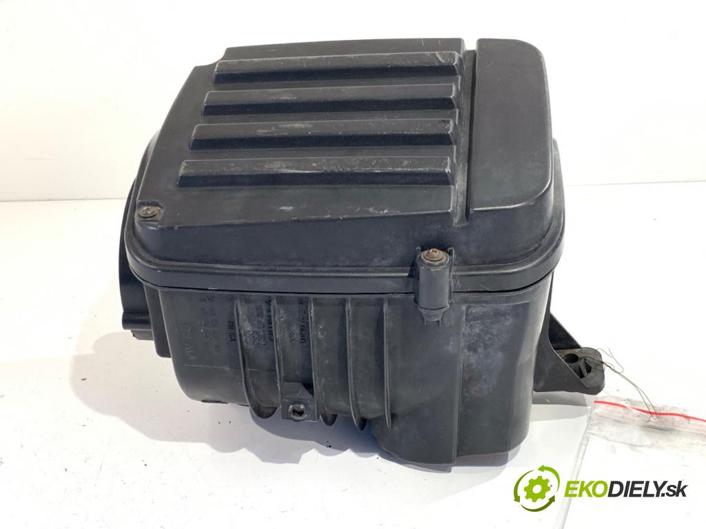 SEAT LEON II liftback 2006 110 kW 2.0 FSI 1984 Obal filtra vzduchu 3C0129607S (Obal vzduchového filtra)