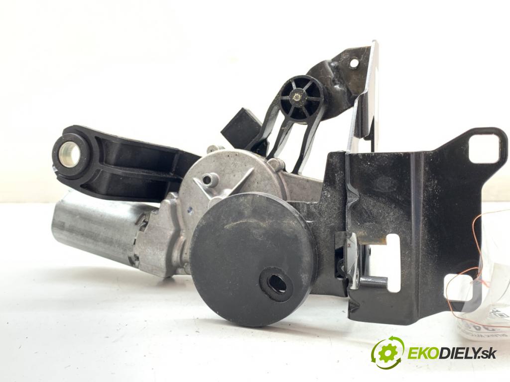 BMW E61 Kombi 2008 130 kW 520 d 1995 Motor stieračov zad 7208601