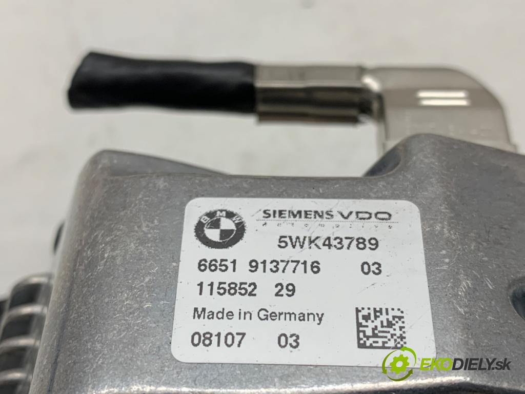 BMW E61 Kombi 2008 130 kW 520 d 1995 KAMERA okna prednej 9137716