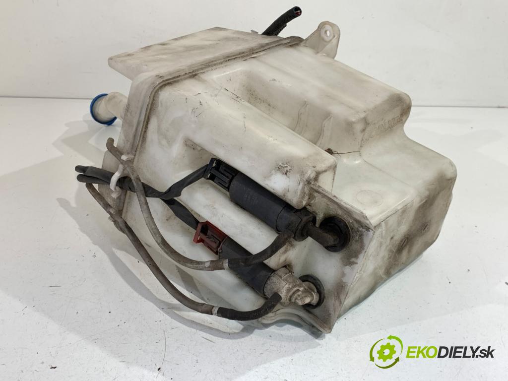 TOYOTA COROLLA E12 liftback 2003 71 kW 1.4 VVT-i (ZZE120_) 1398 Nádržka ostrekovačov