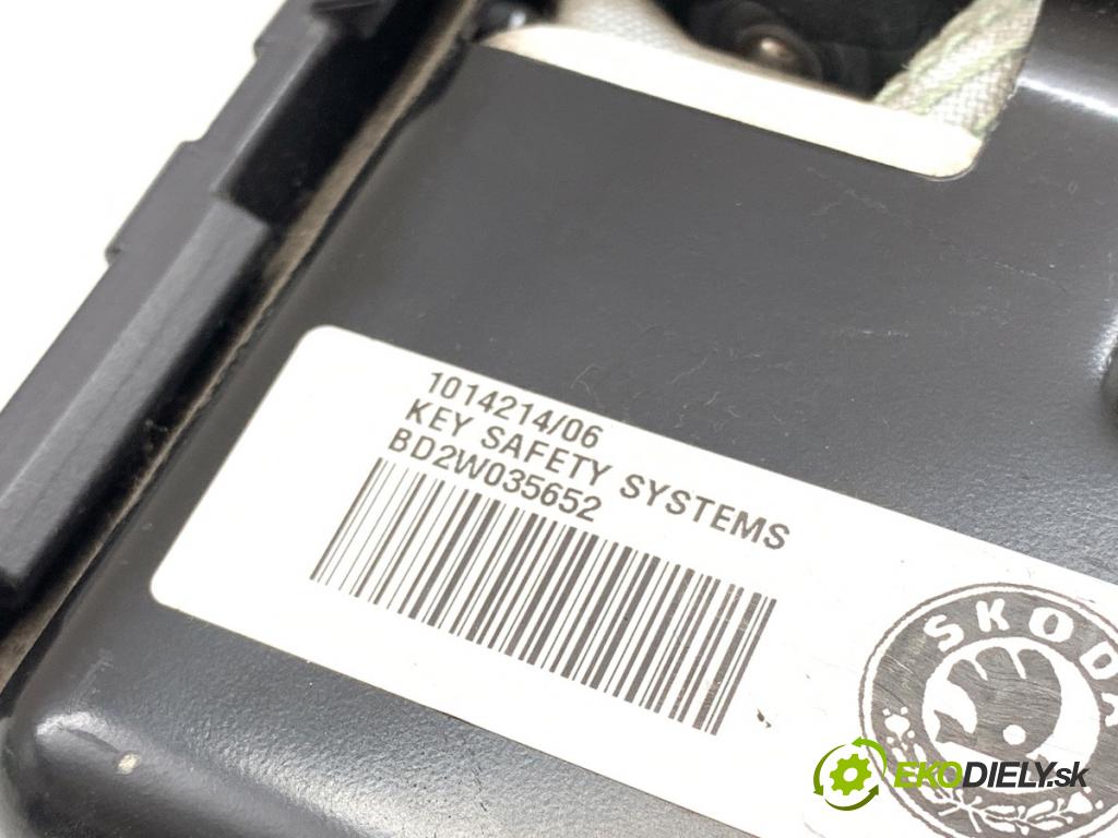 SKODA SUPERB II liftback 2014 103 kW 2.0 TDI 1968 AirBag koleno: