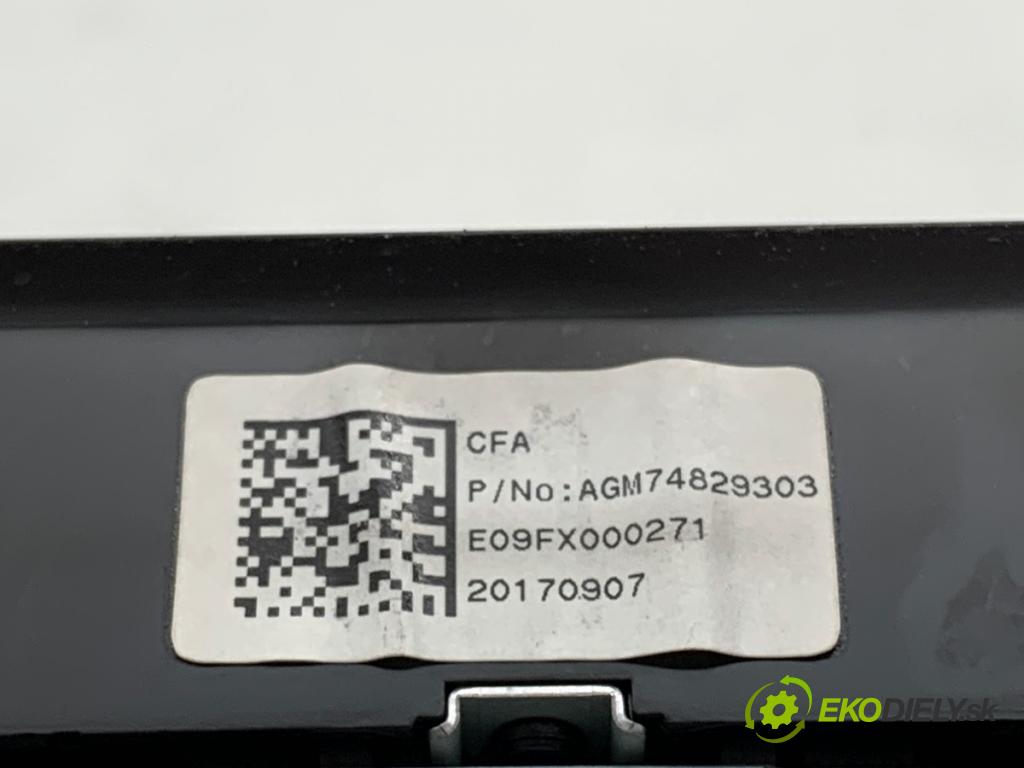 SKODA FABIA III Kombi 2017 77 kW 1.4 TDI 1422 RADIO 6V0035871 (Audio zariadenie)
