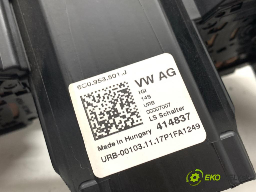 SKODA FABIA III Kombi 2017 77 kW 1.4 TDI 1422 přepínač kombinovaný 6C0953501J (Páčky pod volantem)